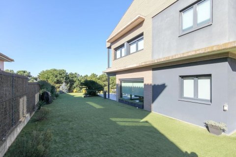 Casa in vendita in Spagna 4 camere da letto, 537 mq. N° 160796 - foto 5