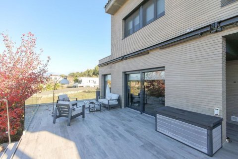 Casa in vendita in Spagna 4 camere da letto, 537 mq. N° 160796 - foto 9