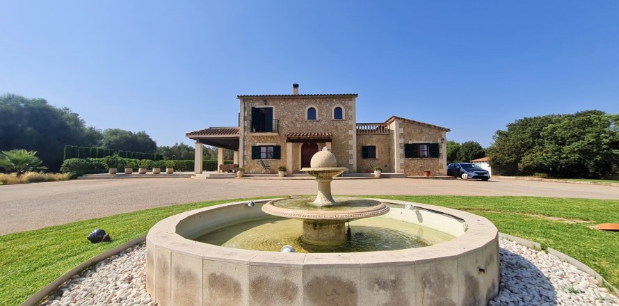 Finca en Algaida, Mallorca, España 5 dormitorios, 374 m2 No. 191749