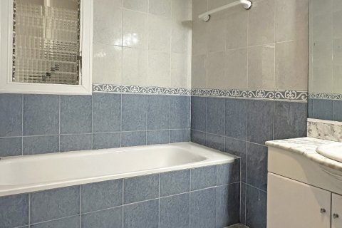 Продажа квартиры в Виланова-и-ла-Желтру, Барселона, Испания 3 спальни, 69м2 №186061 - фото 14