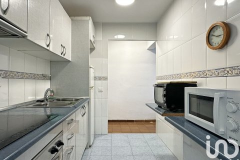 Продажа квартиры в Виланова-и-ла-Желтру, Барселона, Испания 3 спальни, 69м2 №186061 - фото 11