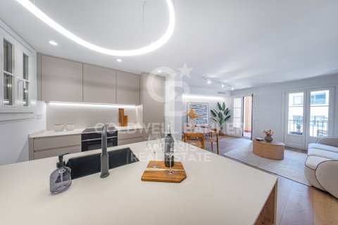 Apartment à Barcelona, Espagne 121 m2 No. 178812