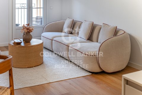 Apartment à vendre à Barcelona, Espagne, 121 m2 No. 178812 - photo 7