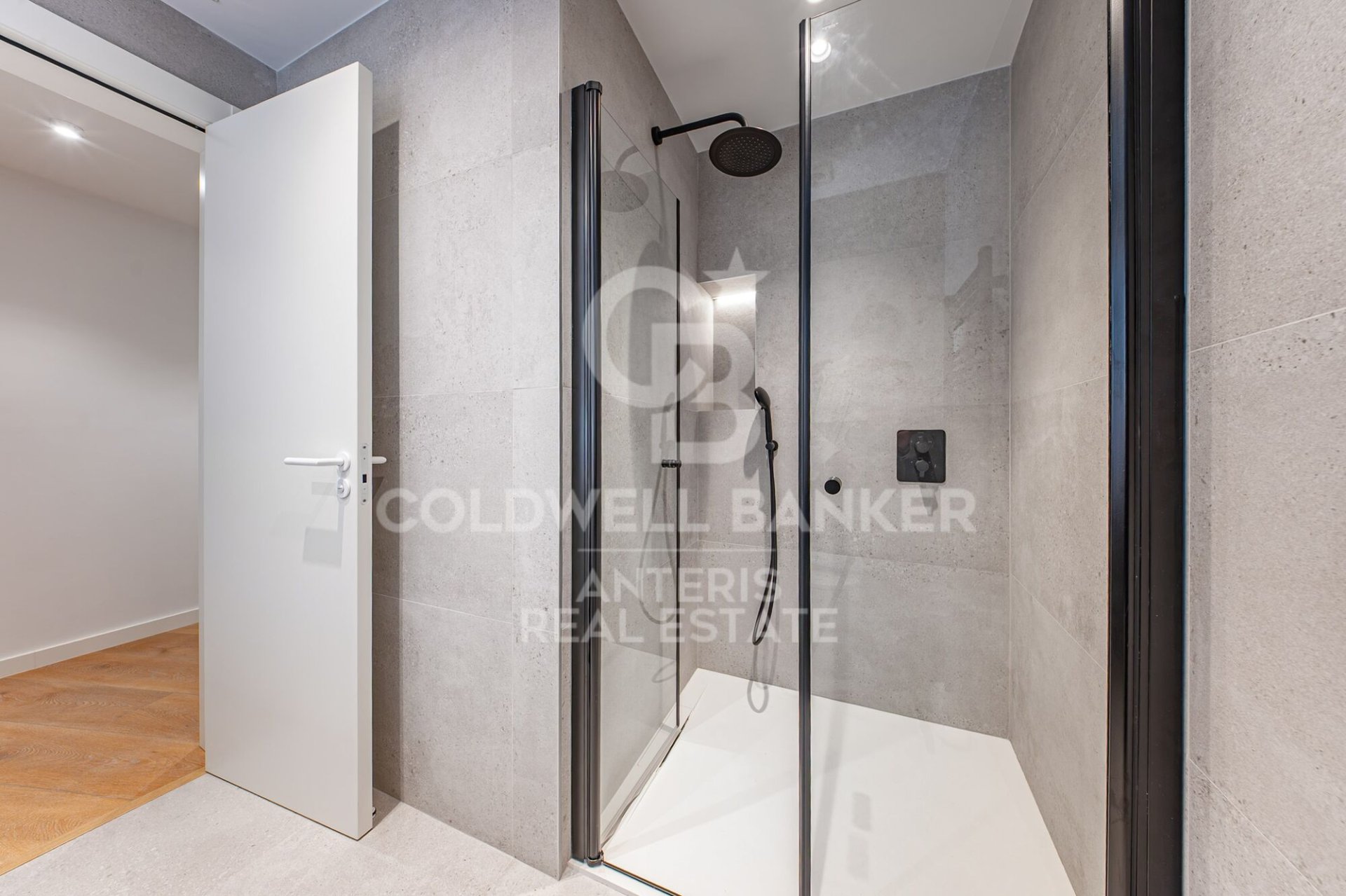 Apartament w Barcelona, Hiszpania 3 sypialnie, 106 mkw. nr 178811