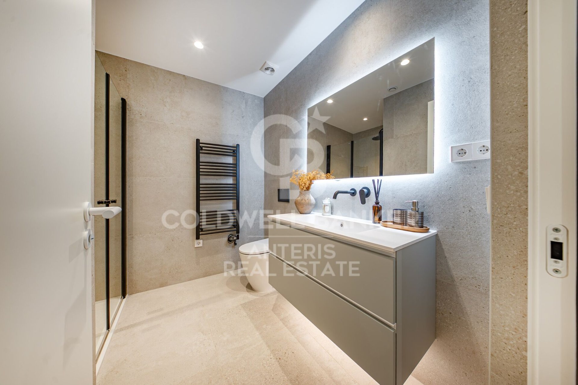 Apartament w Barcelona, Hiszpania 3 sypialnie, 106 mkw. nr 178811