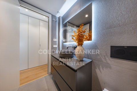 Apartment à vendre à Barcelona, Espagne, 3 chambres, 106 m2 No. 178811 - photo 16