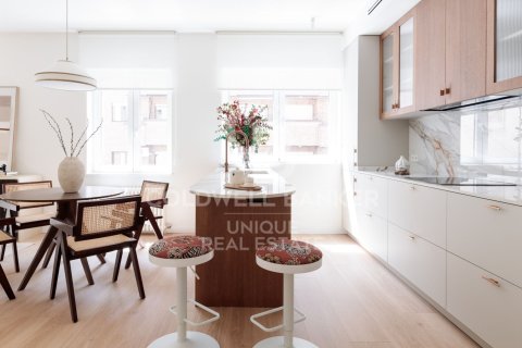 Apartment à vendre à Madrid, Espagne, 2 chambres, 111 m2 No. 178815 - photo 16