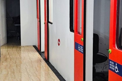 Аренда коммерческой недвижимости в Барселона, Испания 78м2 №154343 - фото 7