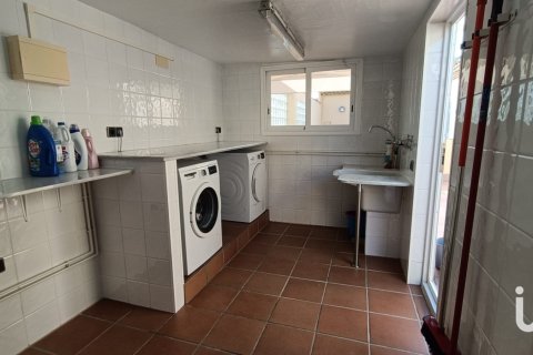 Аренда дома в Сан-Пере-де-Рибес, Барселона, Испания 4 спальни, 185м2 №154339 - фото 27