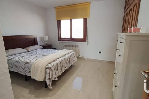 Аренда дома в Сан-Пере-де-Рибес, Барселона, Испания 4 спальни, 185м2 №154339 - фото 12