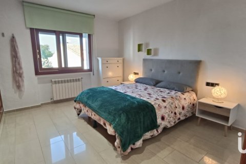 Аренда дома в Сан-Пере-де-Рибес, Барселона, Испания 4 спальни, 185м2 №154339 - фото 18