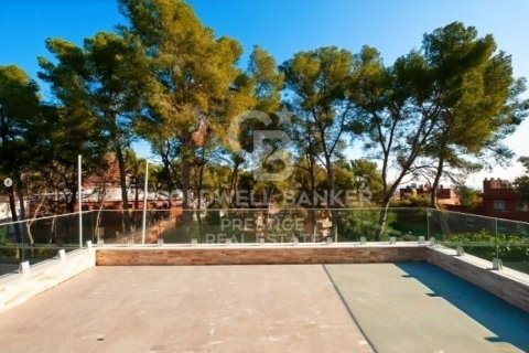 Villa in vendita a Castelldefels, Barcelona, Spagna 5 camere da letto, 327 mq. N° 158923 - foto 28