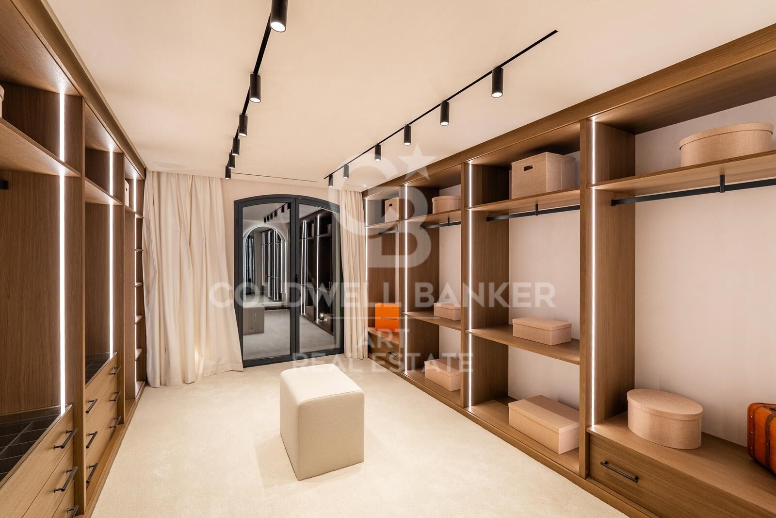 Villa à Marbella, Malaga, Espagne 5 chambres, 1257 m2 No. 158925