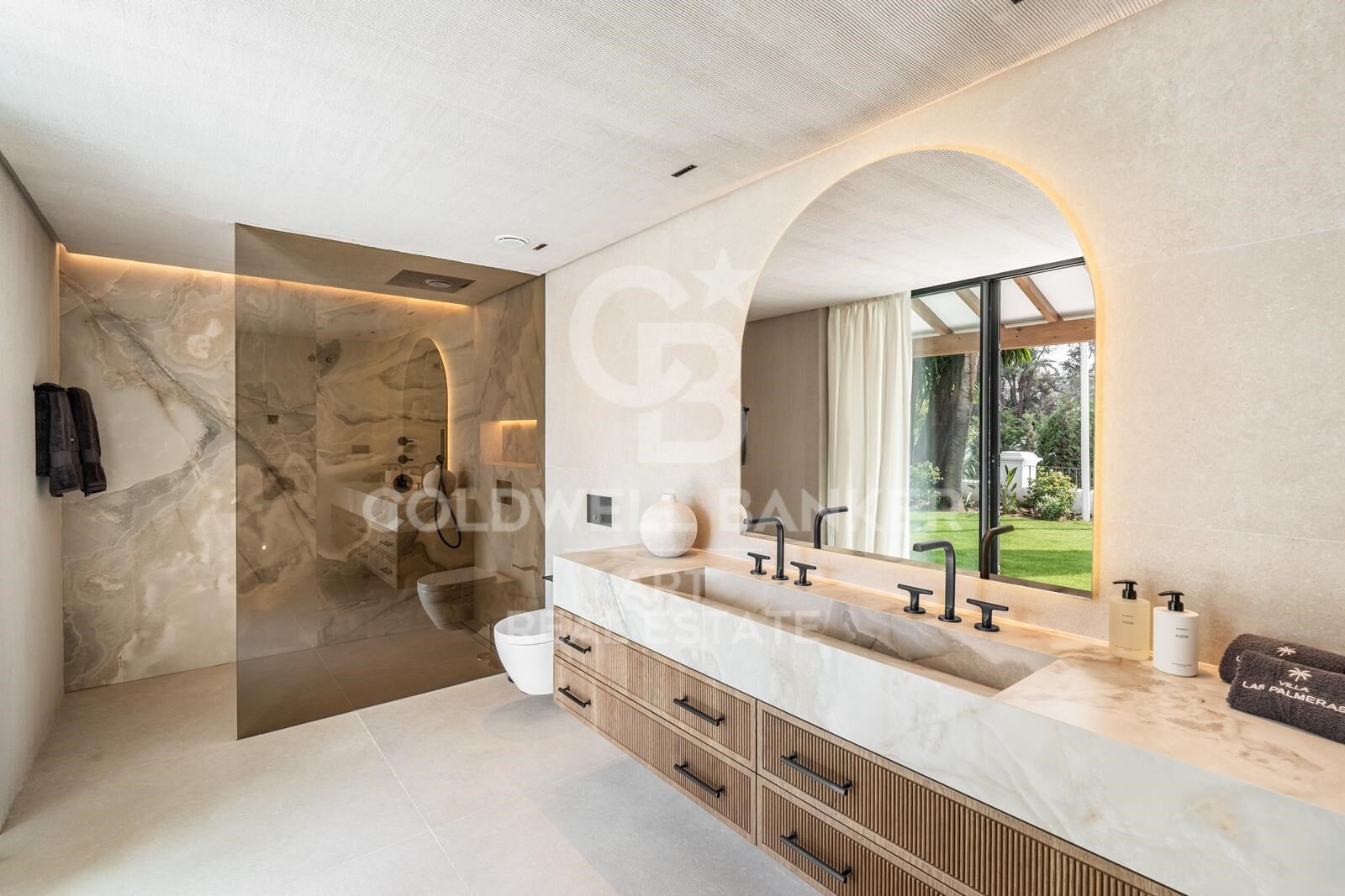 Villa à Marbella, Malaga, Espagne 5 chambres, 1257 m2 No. 158925