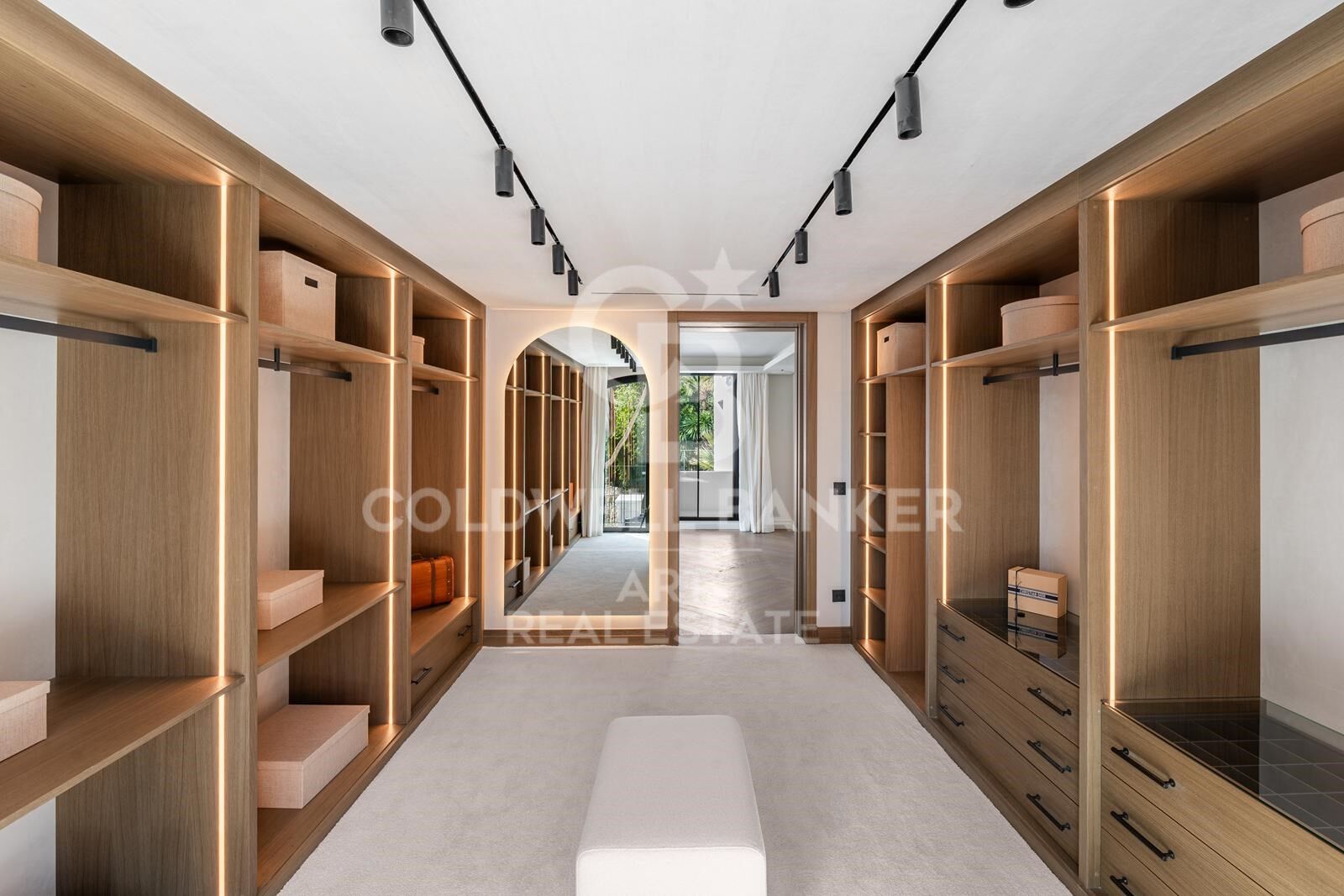Villa à Marbella, Malaga, Espagne 5 chambres, 1257 m2 No. 158925