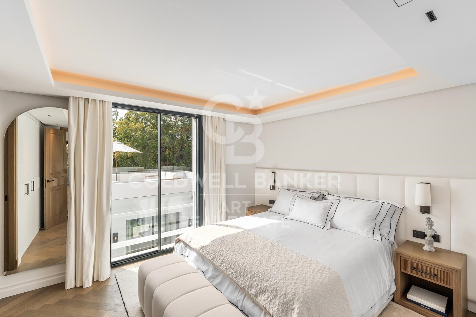Villa à Marbella, Malaga, Espagne 5 chambres, 1257 m2 No. 158925