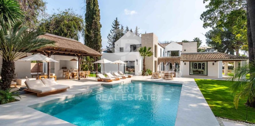 Villa à Marbella, Malaga, Espagne 5 chambres, 1257 m2 No. 158925