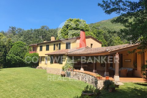 House for sale in Valverde De La Vera, Caceres, Spain 6 bedrooms,  No. 158926 - photo 1