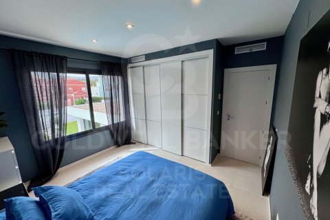 Villa in vendita a Calpe, Alicante, Spagna 2 camere da letto, 200 mq. N° 157746 - foto 11