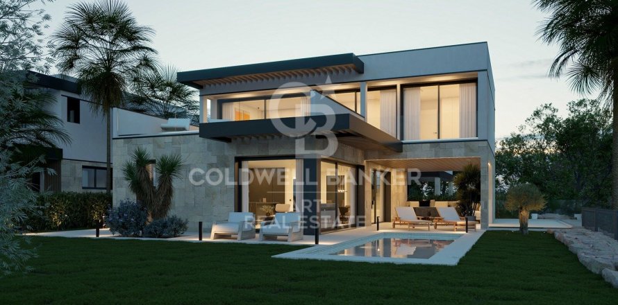 House in Estepona, Malaga, Spain 4 bedrooms, 567 sq.m. No. 157747