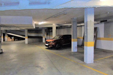 Garage in Manlleu, Barcelona, Spanien 15 m2 Nr. 191568