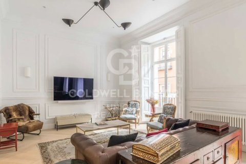 Apartment à vendre à Madrid, Espagne, 4 chambres, 243 m2 No. 178765 - photo 2