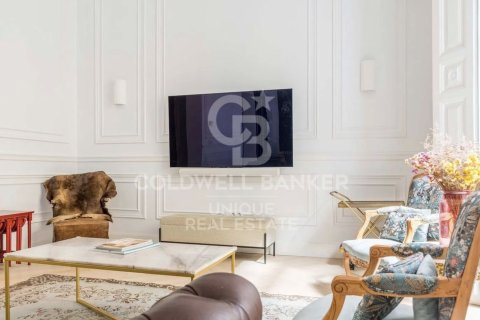 Apartment à vendre à Madrid, Espagne, 4 chambres, 243 m2 No. 178765 - photo 3