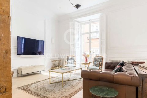Apartment à vendre à Madrid, Espagne, 4 chambres, 243 m2 No. 178765 - photo 4