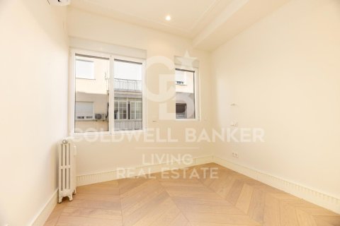 Apartment à vendre à Madrid, Espagne, 2 chambres, 102 m2 No. 178761 - photo 13