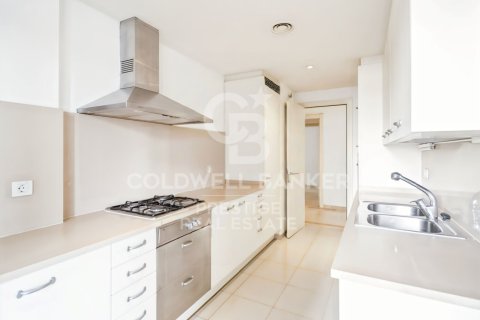 Apartment à vendre à Barcelona, Espagne, 4 chambres, 141 m2 No. 178763 - photo 5