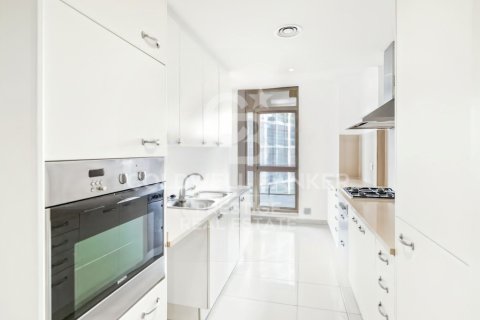 Apartment à vendre à Barcelona, Espagne, 4 chambres, 141 m2 No. 178763 - photo 4