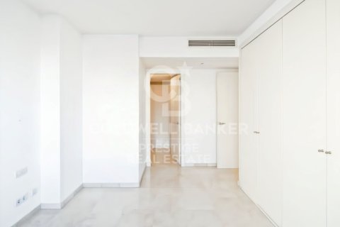 Apartment à vendre à Barcelona, Espagne, 4 chambres, 141 m2 No. 178763 - photo 7