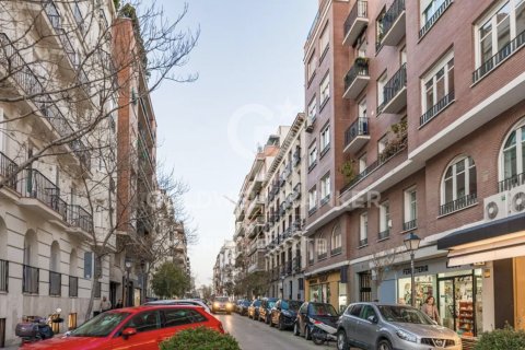 Wohnung zum Verkauf in Madrid, Spanien 3 Schlafzimmer, 127 m2 Nr. 178762 - Foto 28