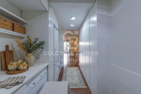 Apartment à vendre à Barcelona, Espagne, 3 chambres, 97 m2 No. 178766 - photo 9