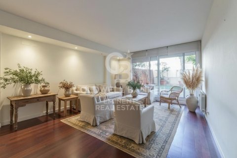 Apartment à vendre à Barcelona, Espagne, 3 chambres, 97 m2 No. 178766 - photo 2