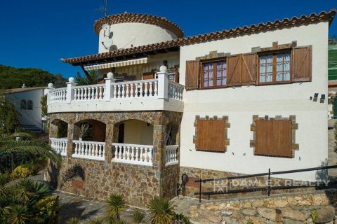 Villa for sale in Calonge, Girona, Spain 5 bedrooms, 287 sq.m. No. 177007 - photo 20