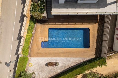 Villa for sale in Lloret de Mar, Girona, Spain 3 bedrooms, 436 sq.m. No. 177010 - photo 7