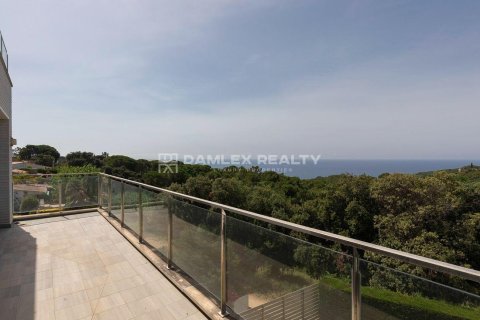 Villa for sale in Lloret de Mar, Girona, Spain 3 bedrooms, 436 sq.m. No. 177010 - photo 25