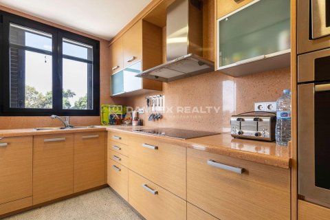 Villa for sale in Lloret de Mar, Girona, Spain 3 bedrooms, 436 sq.m. No. 177010 - photo 11