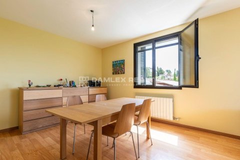 Villa for sale in Lloret de Mar, Girona, Spain 3 bedrooms, 436 sq.m. No. 177010 - photo 15