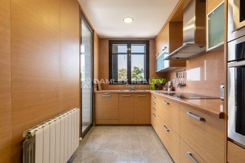 Villa for sale in Lloret de Mar, Girona, Spain 3 bedrooms, 436 sq.m. No. 177010 - photo 12