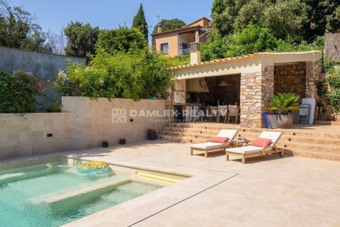 House for sale in Begur, Girona, Spain 5 bedrooms, 170 sq.m. No. 177011 - photo 9