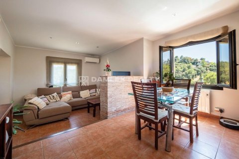 House for sale in Begur, Girona, Spain 5 bedrooms, 170 sq.m. No. 177011 - photo 19