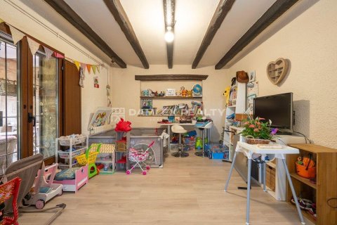 Castles for sale in Calonge, Girona, Spain 4 bedrooms, 499 sq.m. No. 177008 - photo 19