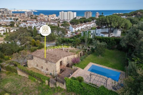 Castles and country seats in Calonge, Girona, Spanien 4 Schlafzimmer, 499 m2 Nr. 177008