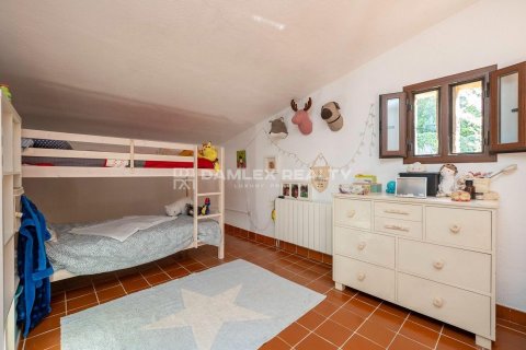 Castles for sale in Calonge, Girona, Spain 4 bedrooms, 499 sq.m. No. 177008 - photo 29