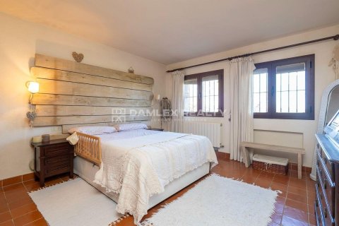 Castles for sale in Calonge, Girona, Spain 4 bedrooms, 499 sq.m. No. 177008 - photo 24