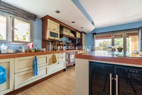 Villa for sale in Tossa de Mar, Girona, Spain 4 bedrooms, 215 sq.m. No. 177012 - photo 17