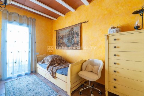 Villa for sale in Tossa de Mar, Girona, Spain 4 bedrooms, 215 sq.m. No. 177012 - photo 29