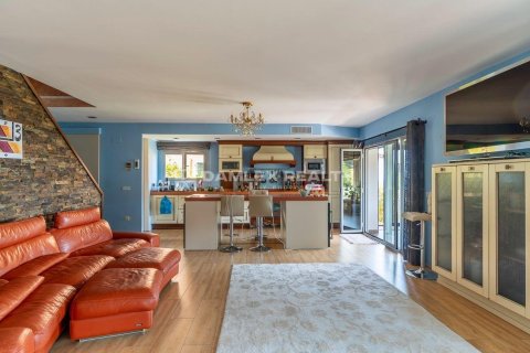 Villa for sale in Tossa de Mar, Girona, Spain 4 bedrooms, 215 sq.m. No. 177012 - photo 15